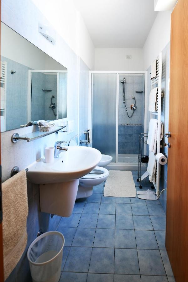 Residence Marlin Riccione Kültér fotó
