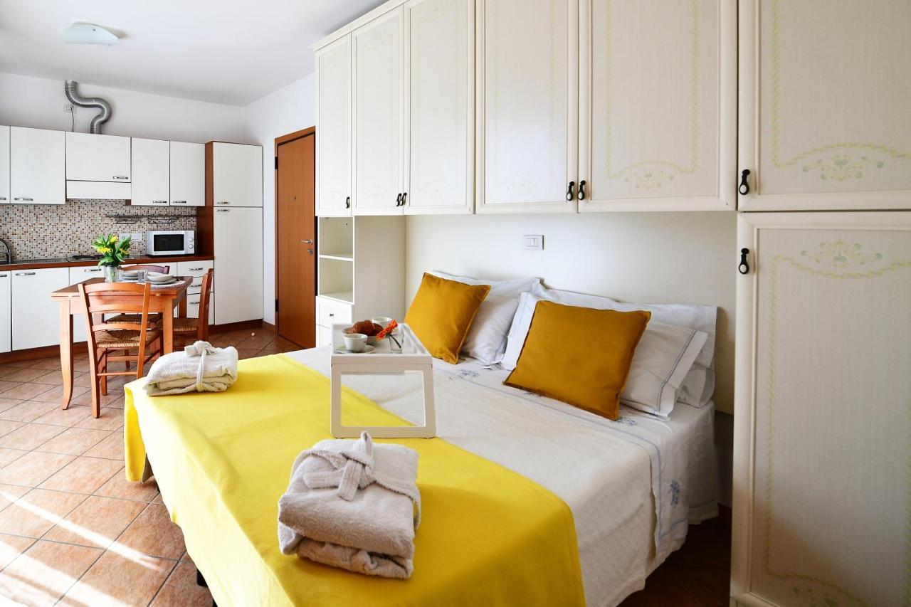 Residence Marlin Riccione Kültér fotó