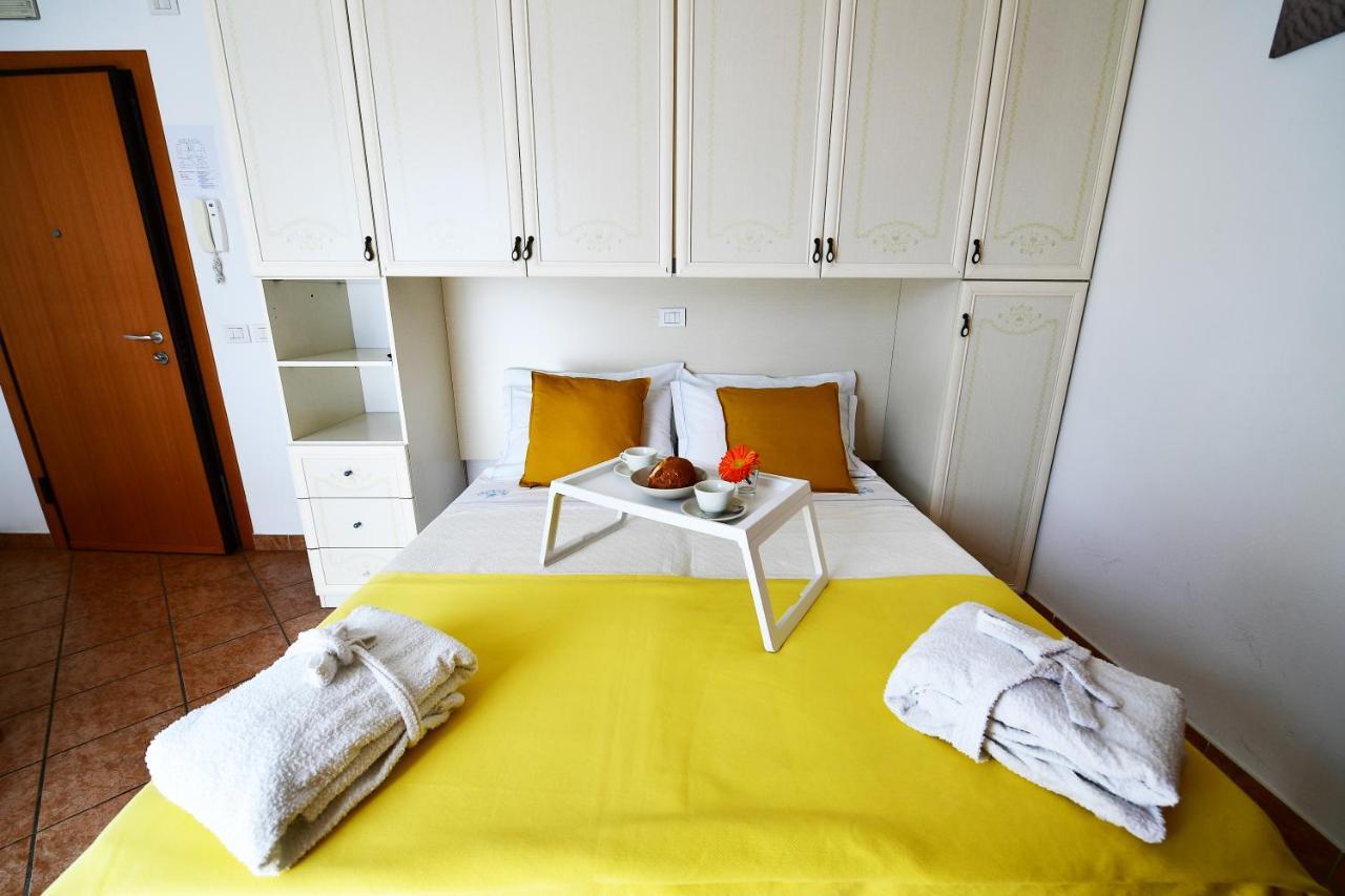 Residence Marlin Riccione Kültér fotó