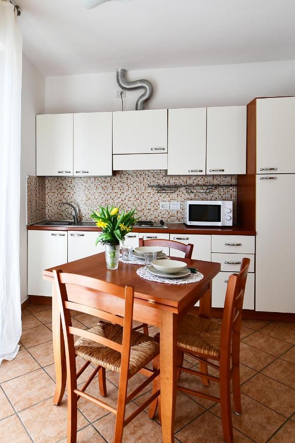 Residence Marlin Riccione Kültér fotó